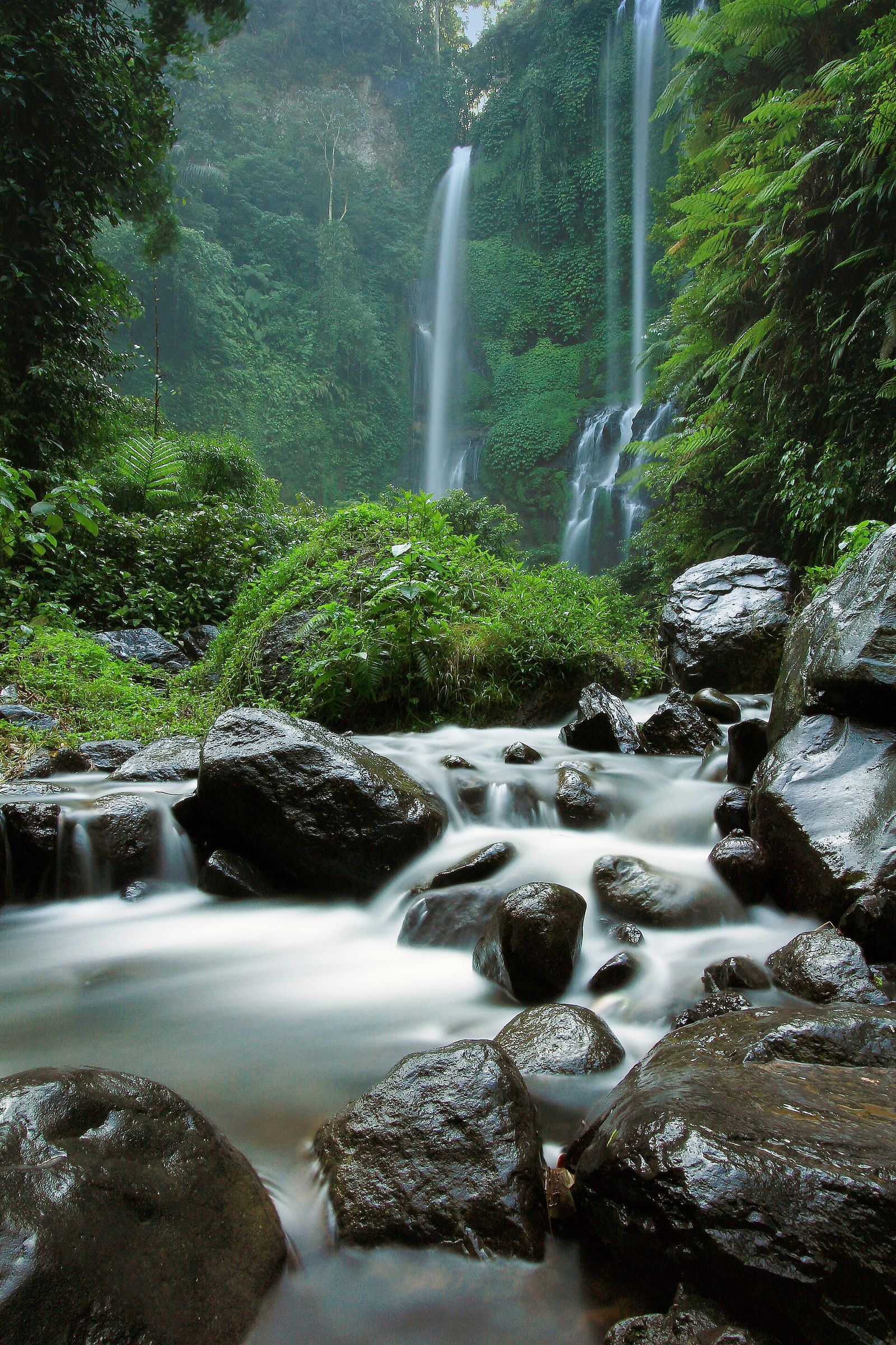 Foto Air Terjun Sekumpul